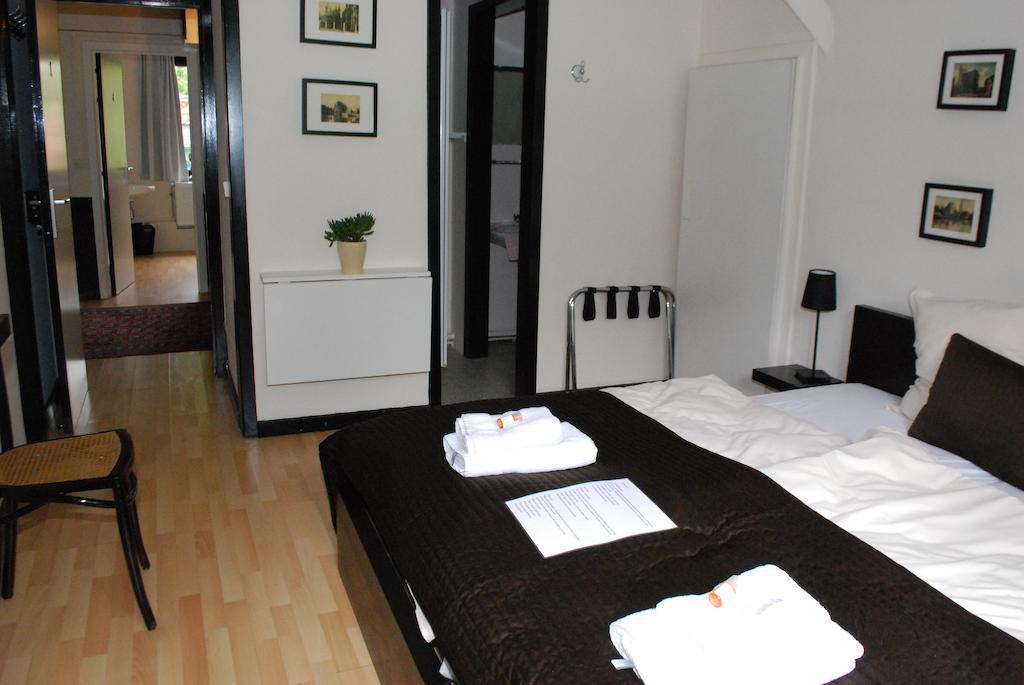 Hotel 'T Bagientje Brugge Ruang foto